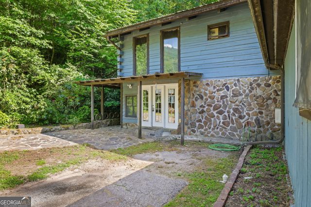 544 Darnell Creek Road, Rabun Gap, GA 30568