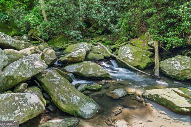 544 Darnell Creek Road, Rabun Gap, GA 30568