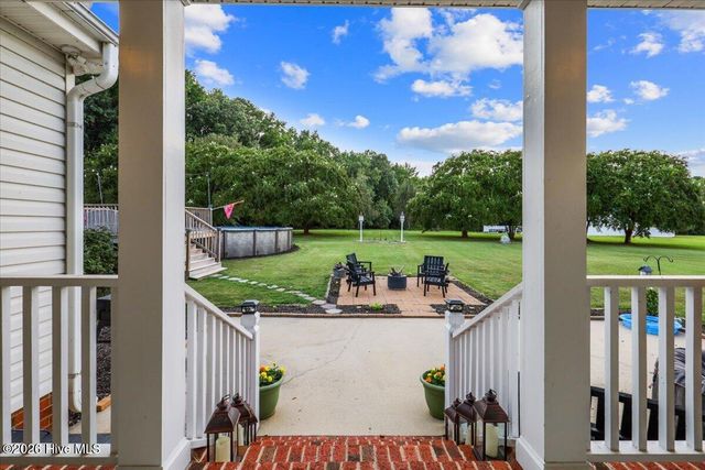 8622 Carter Grove Drive, Elm City, NC 27822