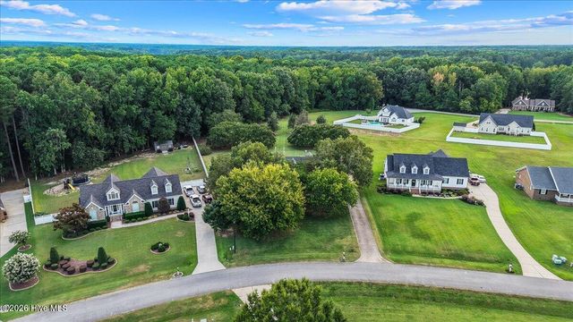 8622 Carter Grove Drive, Elm City, NC 27822