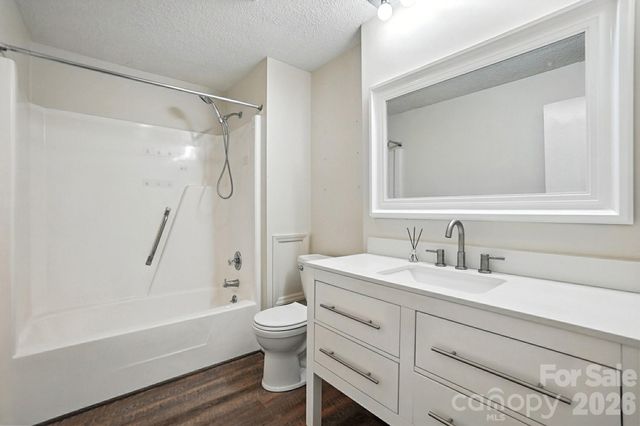 1101 Surry Lane, Gastonia, NC 28054