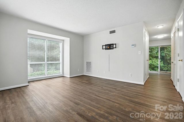 1101 Surry Lane, Gastonia, NC 28054