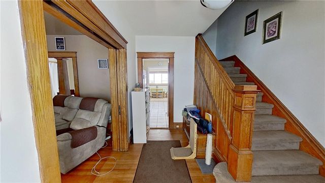 910 Temple Avenue, New Castle, PA 16101