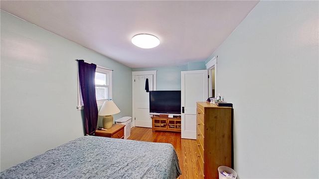 910 Temple Avenue, New Castle, PA 16101