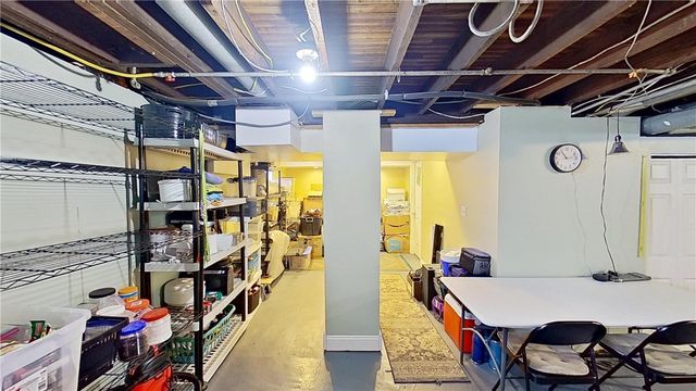 910 Temple Avenue, New Castle, PA 16101