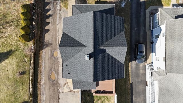 910 Temple Avenue, New Castle, PA 16101