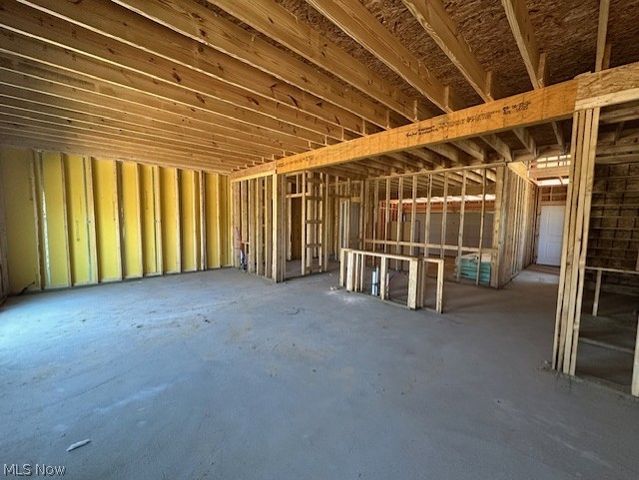 424 Honeycrisp Drive NE, Louisville, OH 44641