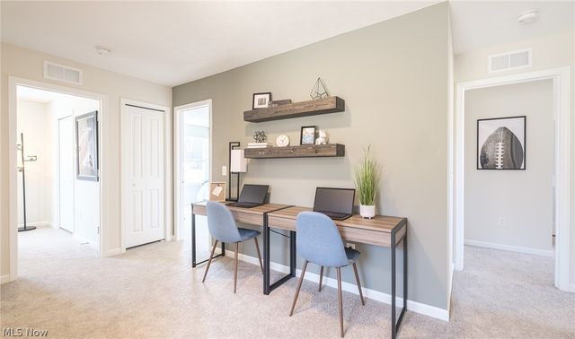 424 Honeycrisp Drive NE, Louisville, OH 44641