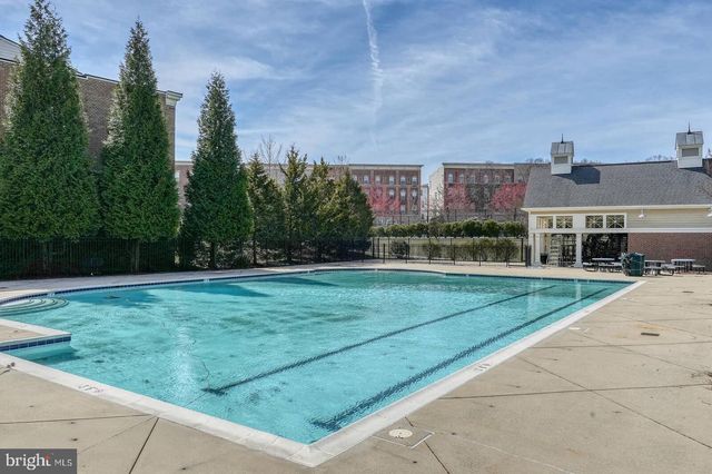 376 PARKVIEW, Gaithersburg, MD 20878