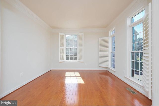 376 PARKVIEW, Gaithersburg, MD 20878