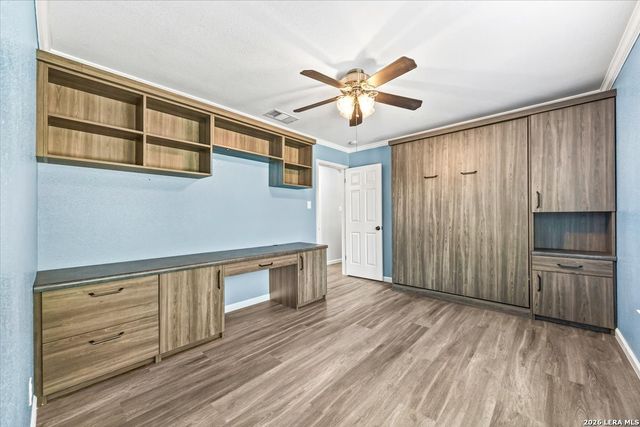 8502 Park Olympia, Universal City, TX 78148