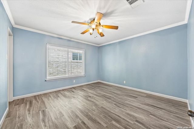 8502 Park Olympia, Universal City, TX 78148
