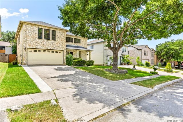 8502 Park Olympia, Universal City, TX 78148