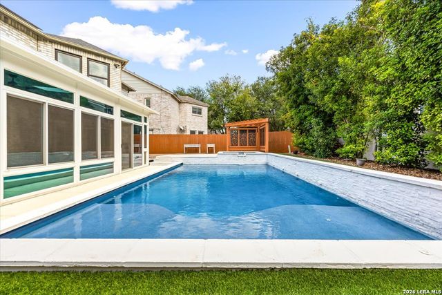 8502 Park Olympia, Universal City, TX 78148
