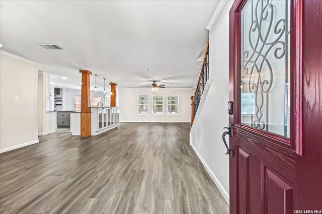 8502 Park Olympia, Universal City, TX 78148