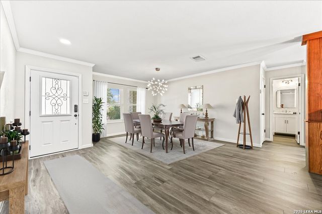 8502 Park Olympia, Universal City, TX 78148