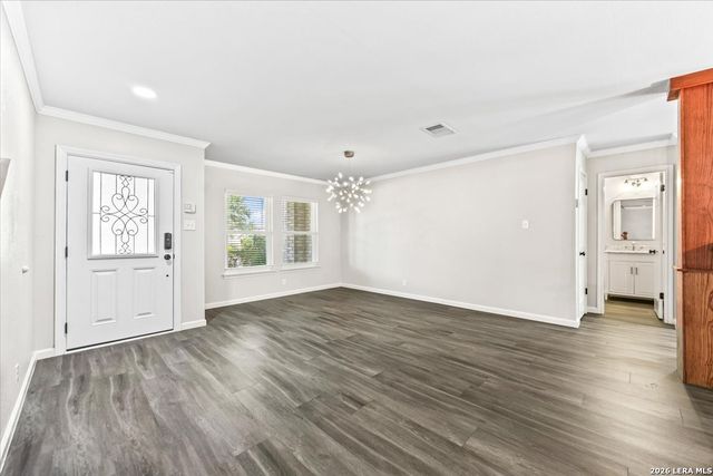 8502 Park Olympia, Universal City, TX 78148