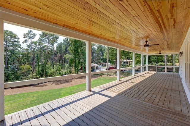 1218 Andersonville Road, Townville, SC 29689