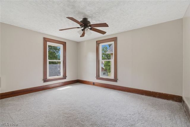 2321 S Arch Avenue S, Alliance, OH 44601