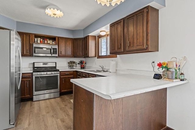 E9010A South Avenue, Reedsburg, WI 53959