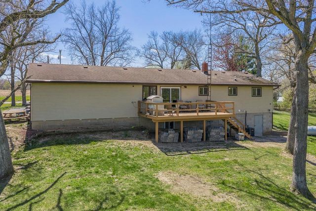 E9010A South Avenue, Reedsburg, WI 53959