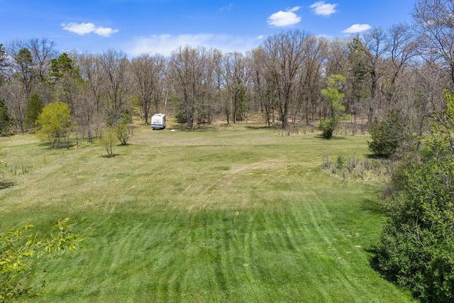 E9010A South Avenue, Reedsburg, WI 53959