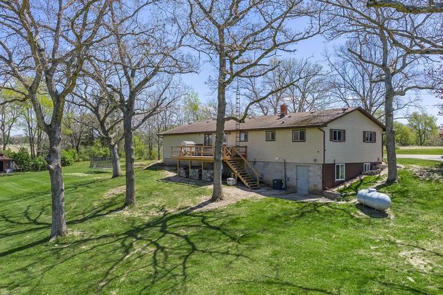E9010A South Avenue, Reedsburg, WI 53959