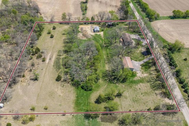 E9010A South Avenue, Reedsburg, WI 53959