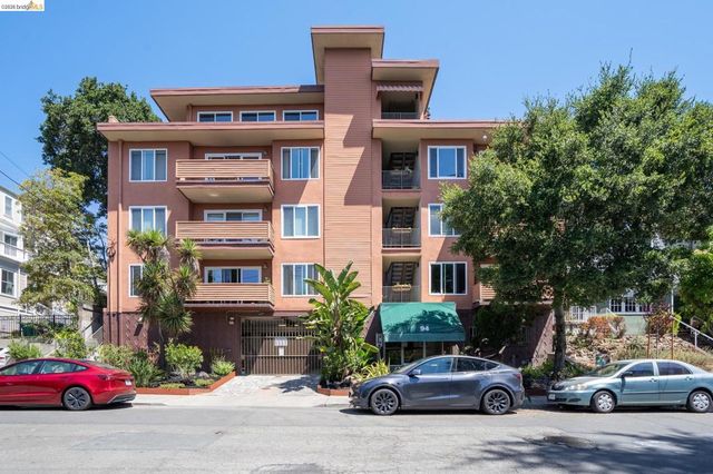 94 Bayo Vista Ave, Oakland, CA 94611