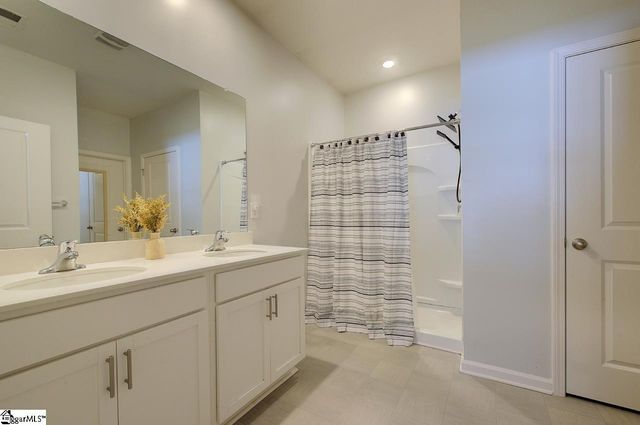 480 Bucky Drive, Woodruff, SC 29388