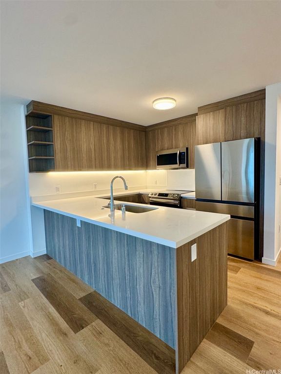 1500 Rycroft Street 900R, Honolulu, HI 96814