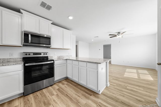 16056 Imes Way, Lytle, TX 78052