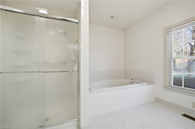 4044 Devon DR, Chesapeake, VA 23321