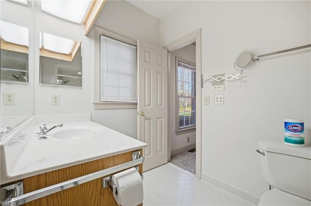 4044 Devon DR, Chesapeake, VA 23321