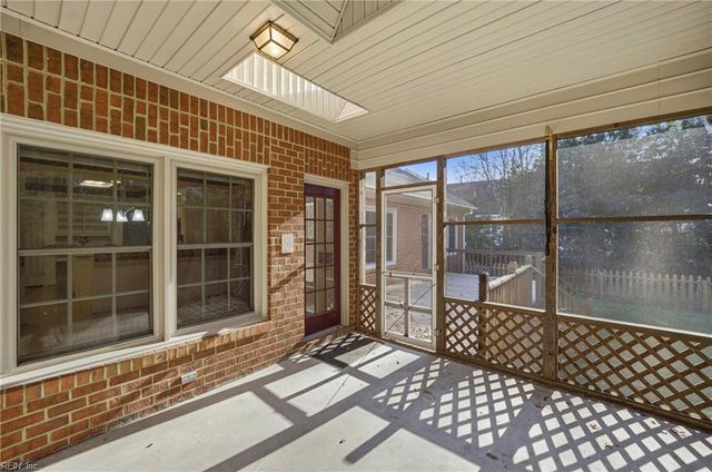 4044 Devon DR, Chesapeake, VA 23321