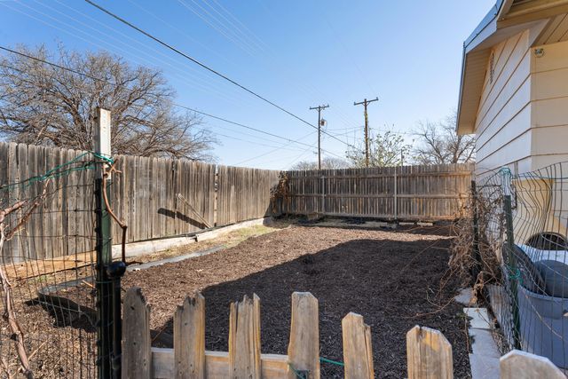 4828 53rd Street, Lubbock, TX 79414