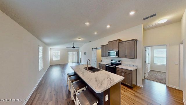 2385 OAK STREAM Drive, Green Cove Springs, FL 32043