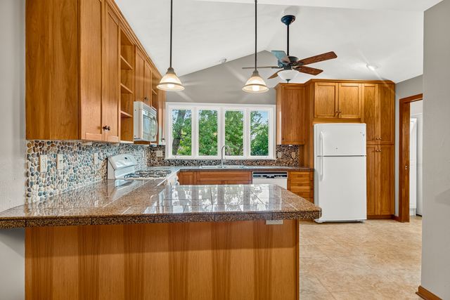 3104 Sunnyside Drive, Rockford, IL 61114