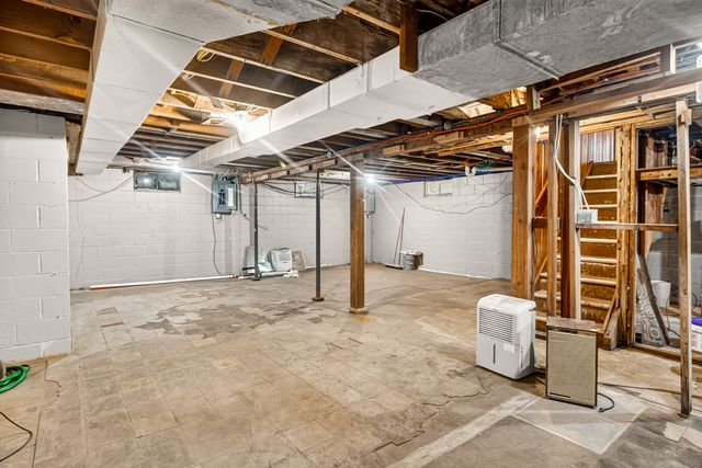 3104 Sunnyside Drive, Rockford, IL 61114