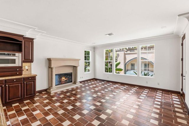 15616 New Park Terrace, San Diego, CA 92127