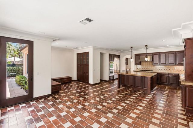 15616 New Park Terrace, San Diego, CA 92127