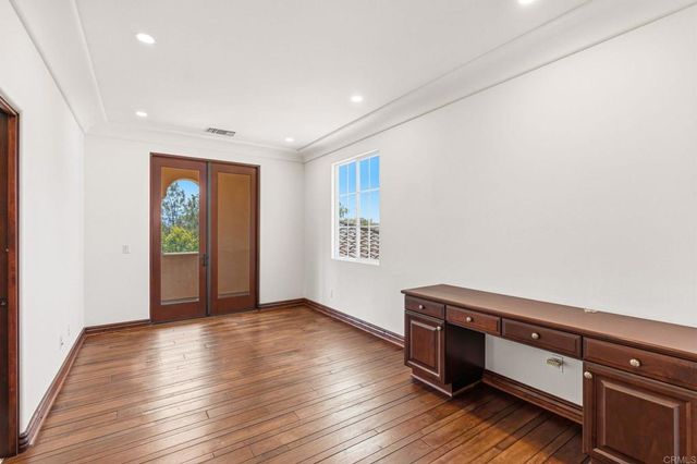 15616 New Park Terrace, San Diego, CA 92127
