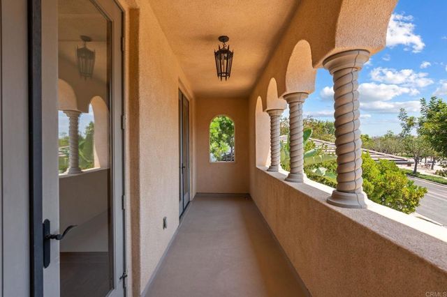 15616 New Park Terrace, San Diego, CA 92127