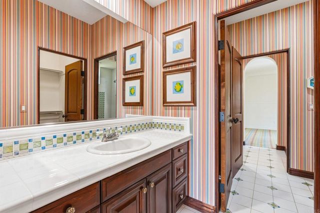 15616 New Park Terrace, San Diego, CA 92127