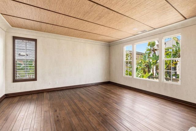 15616 New Park Terrace, San Diego, CA 92127