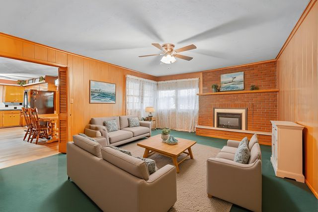 1871 E Shamrock Circle, Springfield, MO 65804