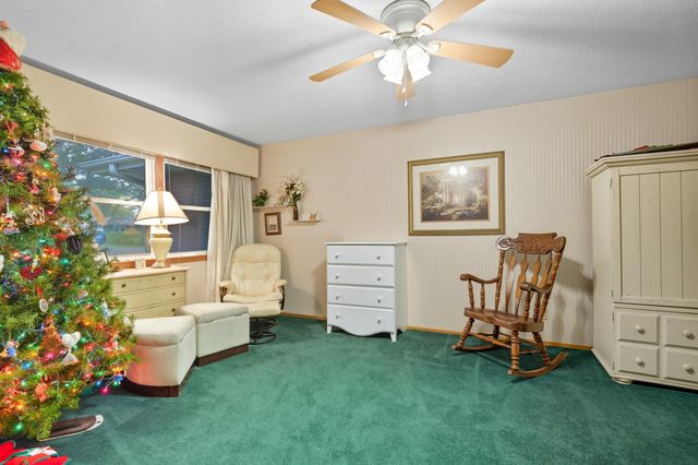 1871 E Shamrock Circle, Springfield, MO 65804