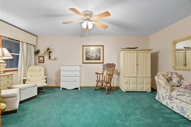 1871 E Shamrock Circle, Springfield, MO 65804