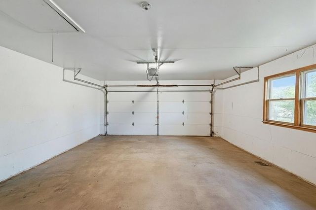 1871 E Shamrock Circle, Springfield, MO 65804