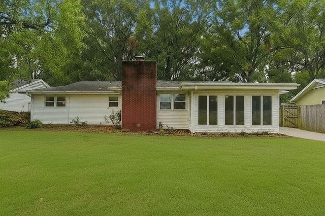 1871 E Shamrock Circle, Springfield, MO 65804